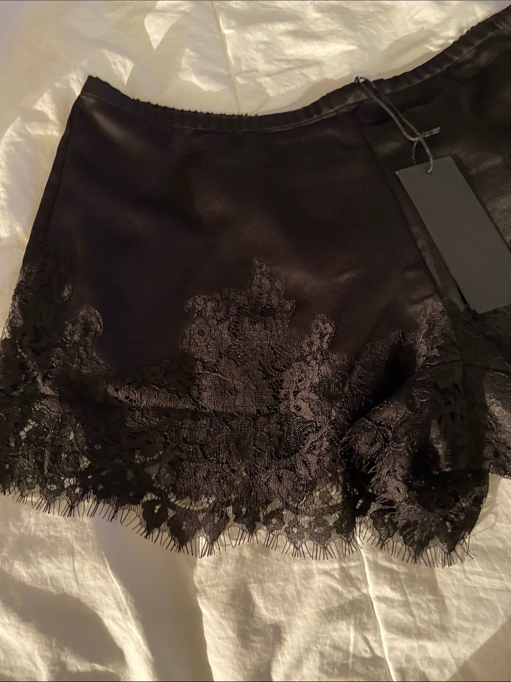 đ¤Black Silky Lace Trim Shortsđ¤ - Picture 6 of 11